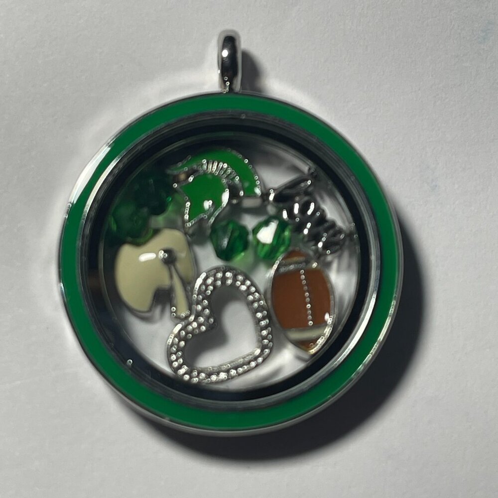 Michigan State Spartans NCAA Memory Charm Locket w/ 22 IN chain NEW
